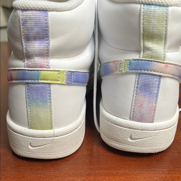 Women's Nike Court Royale 2 Mid - Picture 4 of 5